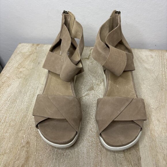 Eileen Fisher Taupe Leather VIV Criss-Cross Wedge Sandal Women's Size 9 - Picture 1 of 13